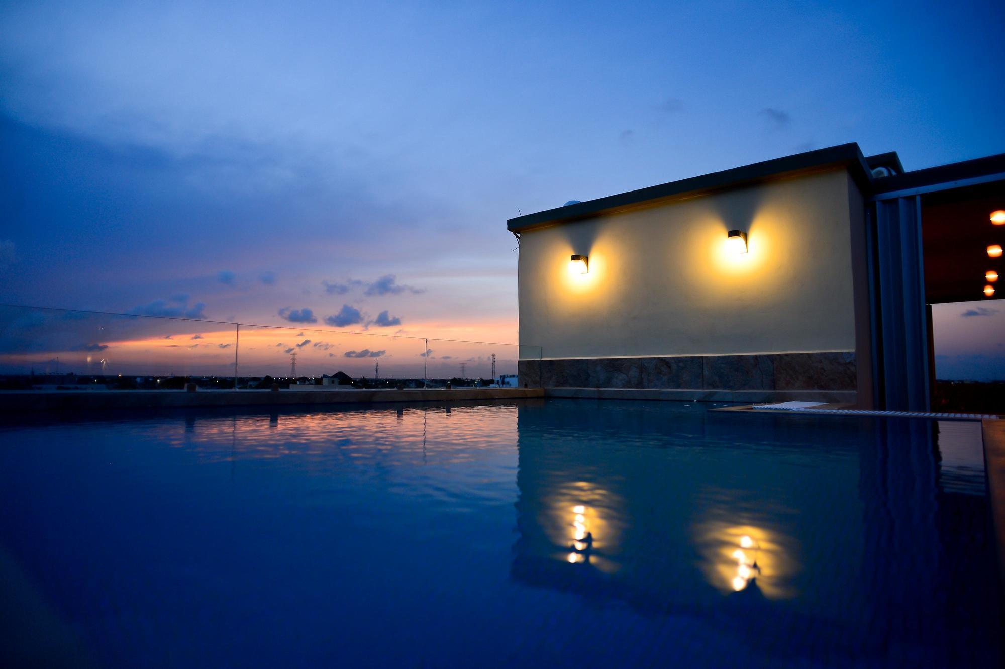 Sunrise 42 Suites Hotel Playa del Carmen Luaran gambar